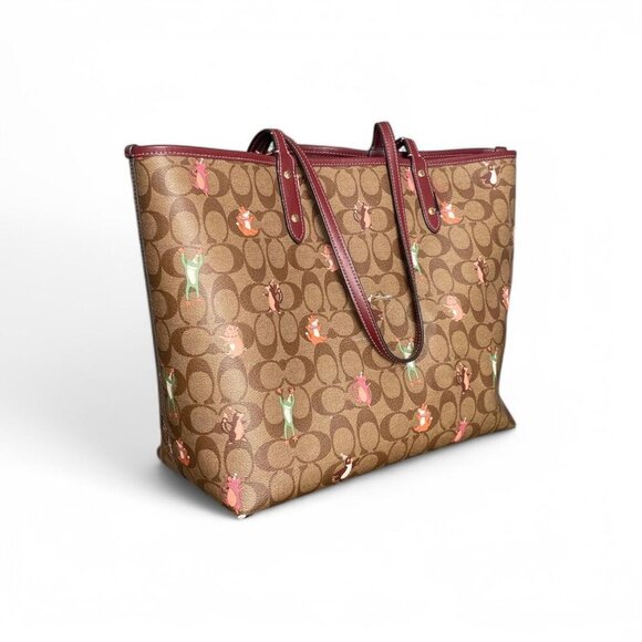 Coach Reversible City Tote In Signature Canvas with Party Animal Print #F80246 - Picture 5 of 8